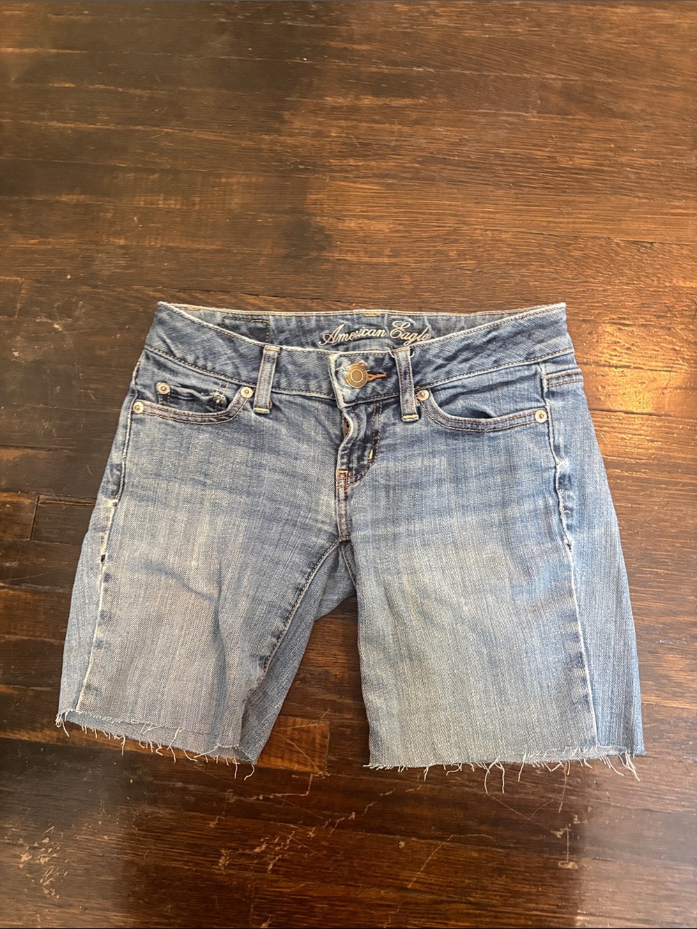 American Eagle Blue Denim Cutoff Jeans Size 00